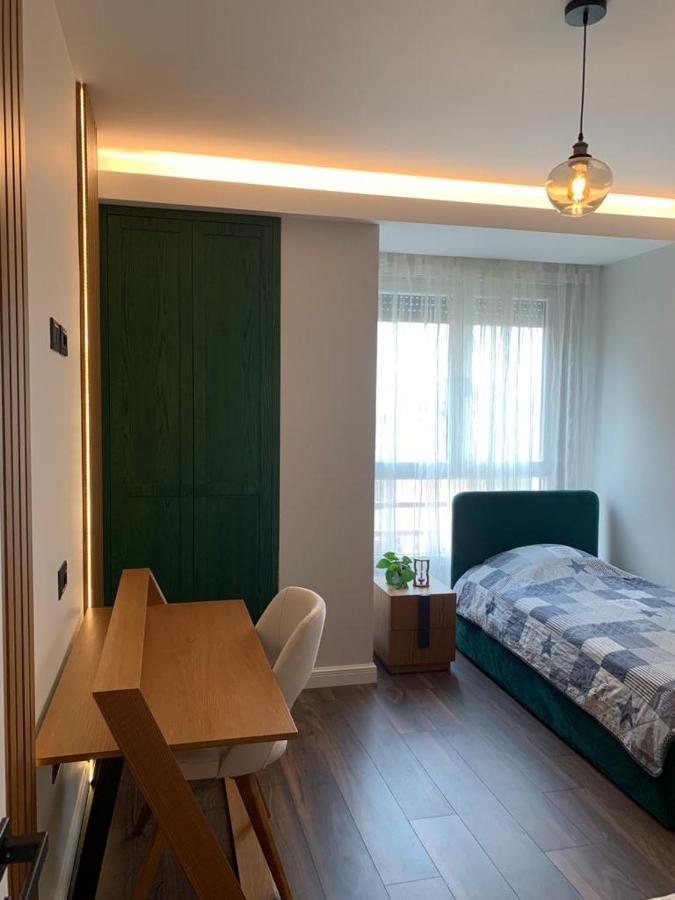 Central Deluxe Apartment Tirana Bagian luar foto